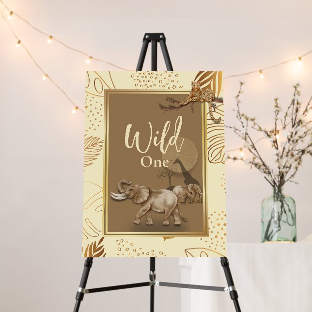 Wild one safari elephant, & giraffe  foam board (In Situ (Stand))