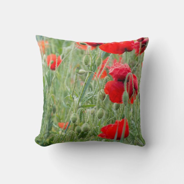 Wild poppies throw pillow (Front)