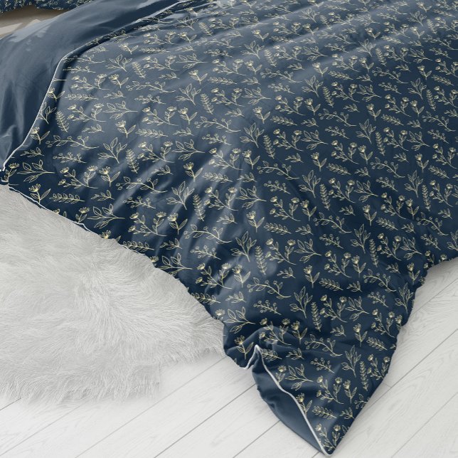 Wildflower Black Botanical pattern Duvet Cover (Wildflower Black Botanical Pattern Duvet Cover features a beautiful hand-painted watercolor flowersl)