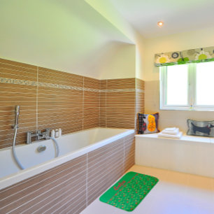 Wildflowers pattern poppy green  bath mat