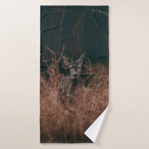 WILDLIFE PHOTOGRAPHY OF GRAY DEER SURROUNDED BY GR BATH TOWEL