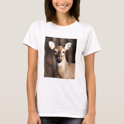 Wildlife Whitetail Deer Doe Portrait T_Shirt