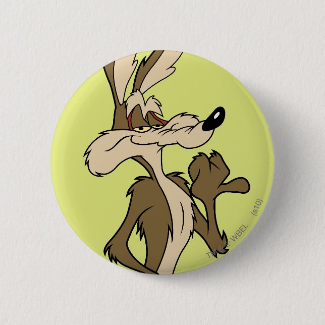 WILE E. COYOTE™ Looking Proud Button (Front)