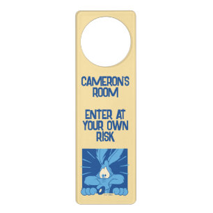 WILE E. COYOTE™ Shocked Expression Door Hanger