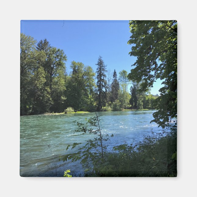 Willamette River, Oregon Magnet (Front)