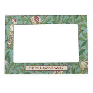 William Morris, Birds and Pommegrenates - Green Magnetic Frame
