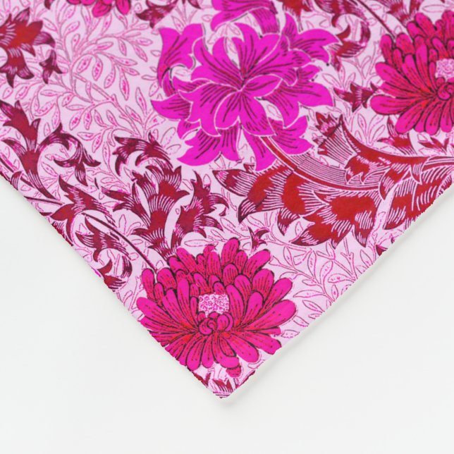 William Morris Chrysanthemums, Burgundy and Pink Fleece Blanket (Corner)