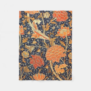 William Morris Cray Floral Art Nouveau Pattern Fleece Blanket