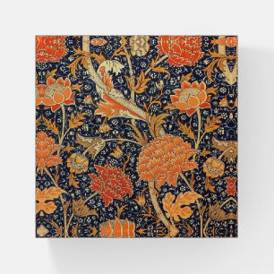 William Morris Cray Floral Art Nouveau Pattern Paperweight