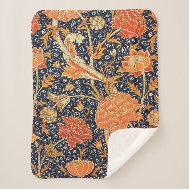 William Morris Cray Floral Art Nouveau Pattern Sherpa Blanket (Front)
