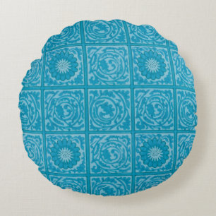William Morris Diaper Blue Vintage Tile Pattern Round Pillow