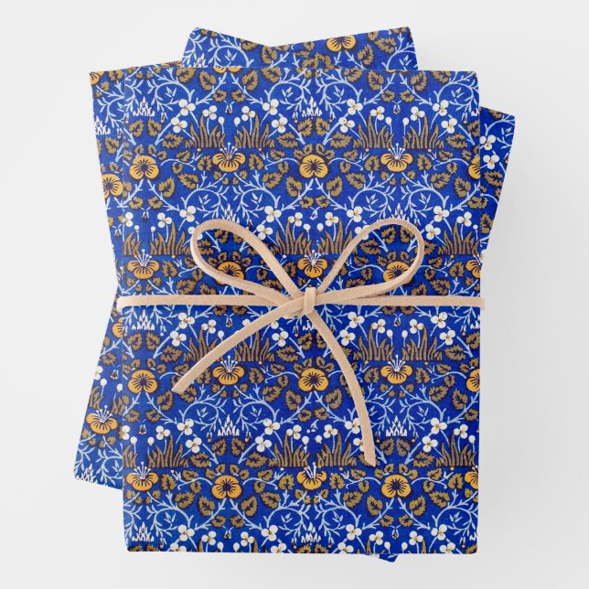 William Morris, Eyebright Wrapping Paper Sheets (In situ)