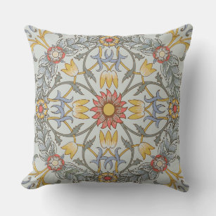 Large Throw Pillows – English Country Home