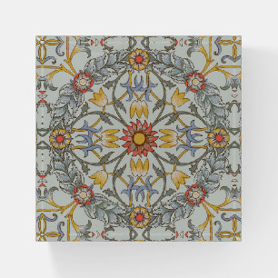 William Morris Floral Circle Flower Illustration Paperweight