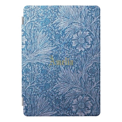 William Morris floral Pattern revamped vintage iPad Pro Cover