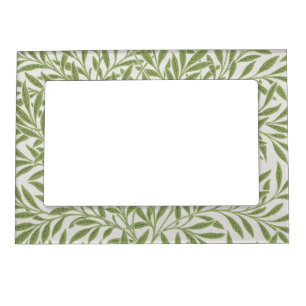William Morris Green Floral Botanical Pattern Magnetic Frame