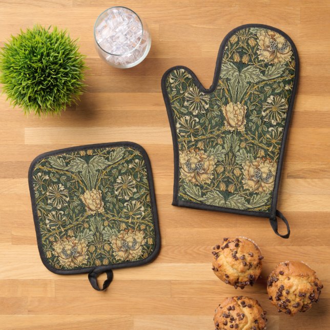 William Morris Honeysuckle Green Floral Oven Mitt & Pot Holder Set (Top Down)