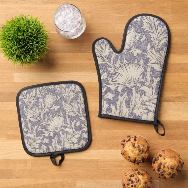 William Morris Horn Poppy Classic Floral Oven Mitt & Pot Holder Set (Top Down)