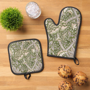 : William Morris Windrush Green Pattern: Vintage Oven Mitt & Pot Holder Set