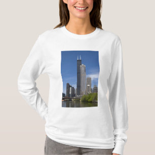 Willis Tower (previously the Sears Tower) looms T-Shirt