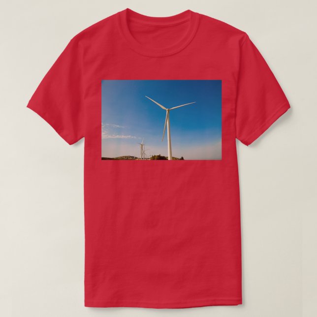Wind turbines create clean and renewable electrici T-Shirt (Design Front)