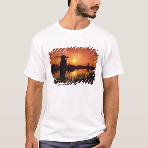 Windmills at sunset Kinderdijk Netherlands T_Shirt