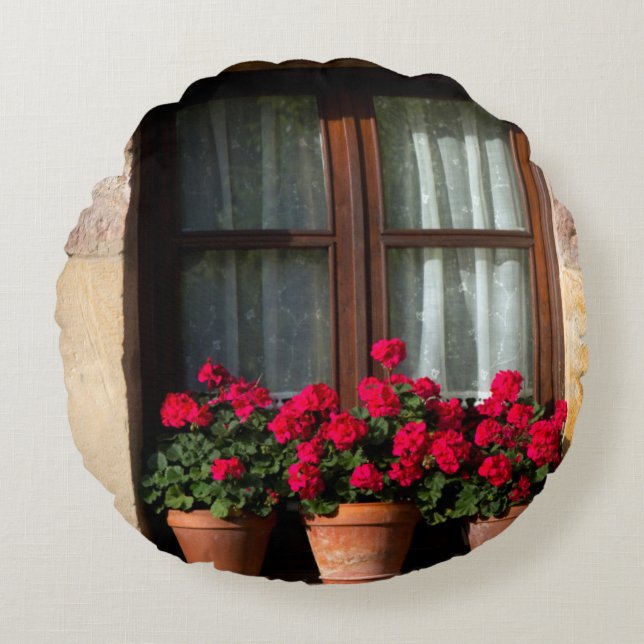 Window flower pots in village round pillow (Front)