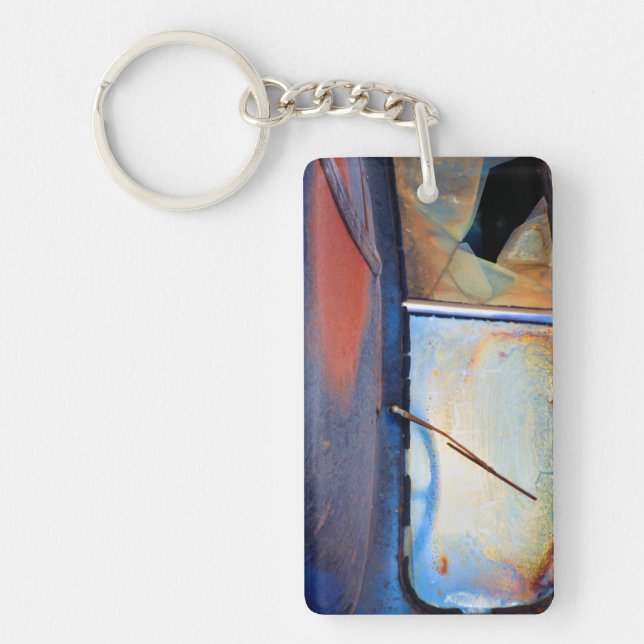 Windshield of an old rusty truck keychain (Front)