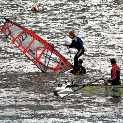 WINDSURFERS Wham_O FRISBEE