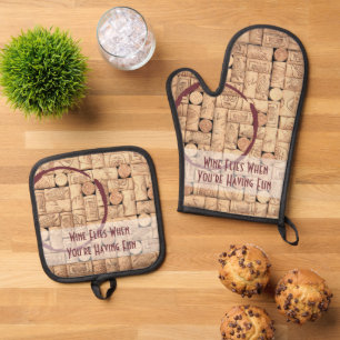 Wine Funny Oven Mitt & Pot Holder Set