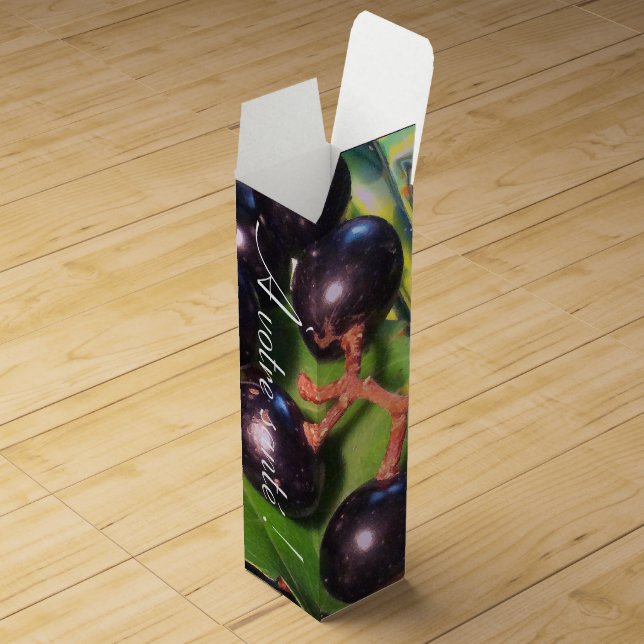 Wine Grapes Gift Box (Opened)