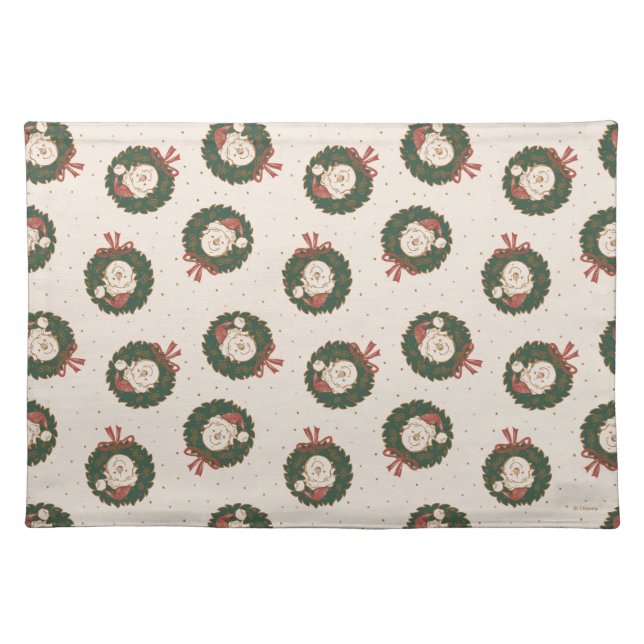 Winnie the Pooh Holiday Wreath Pattern Cloth Placemat (Front)