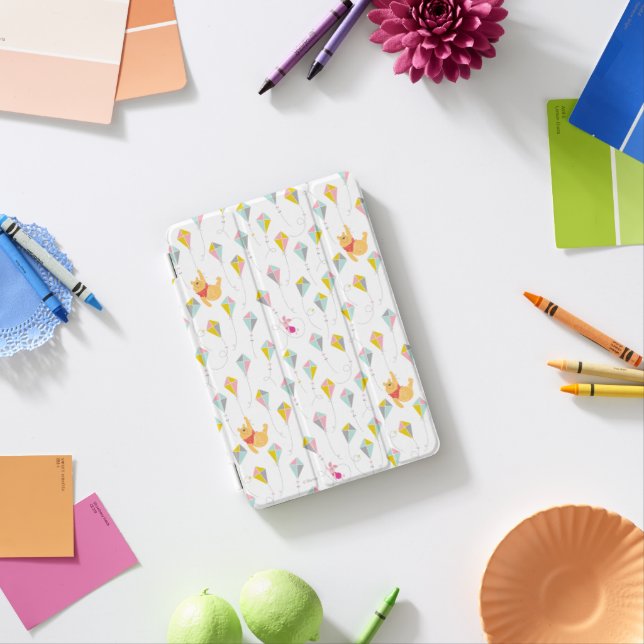 Winnie the Pooh | Pastel Kite Pattern iPad Mini Cover (In Situ)