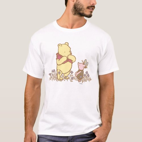 Winnie the Pooh  Pooh and Piglet in Field Classic T_Shirt