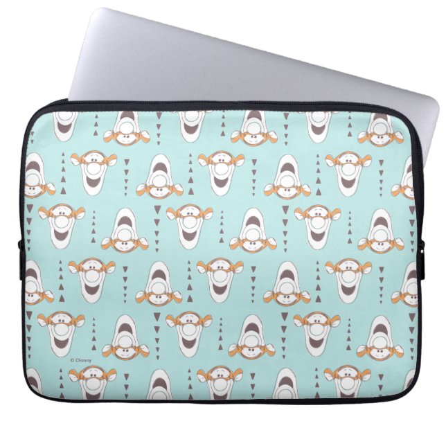 Winnie the Pooh | Tigger Triangle Pastel Pattern Laptop Sleeve (Front)