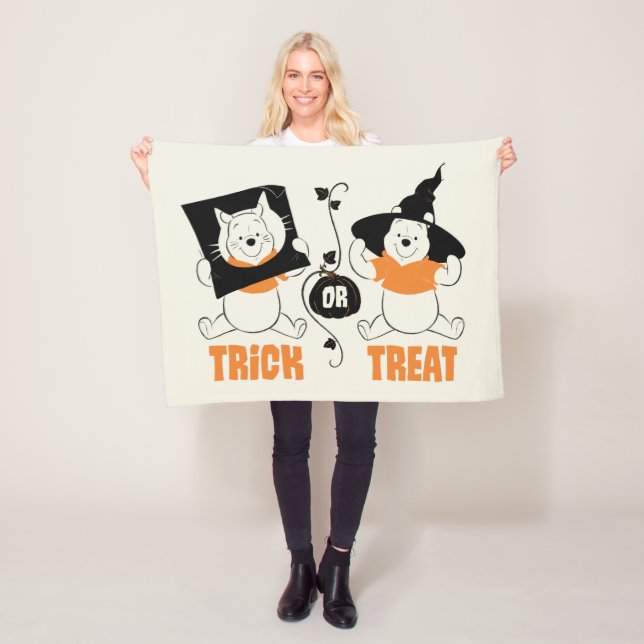 Winnie the Pooh | Trick or Treat Fleece Blanket (In Situ)