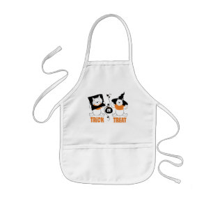 Winnie the Pooh   Trick or Treat Kids' Apron