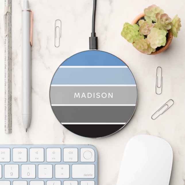 Winter Blues Colorblock Personalized Name Wireless Charger (Desk)