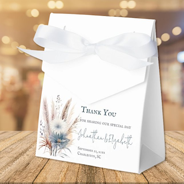 Winter Boho Floral Wedding | White Favor Boxes (White Winter Boho Floral Wedding Favor Boxes)