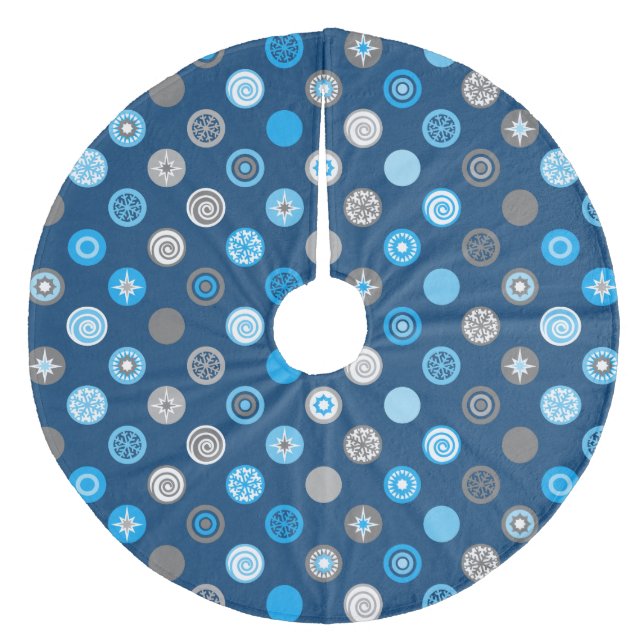 Winter Dots Blue and Gray Fleece Tree Skirt (Front)