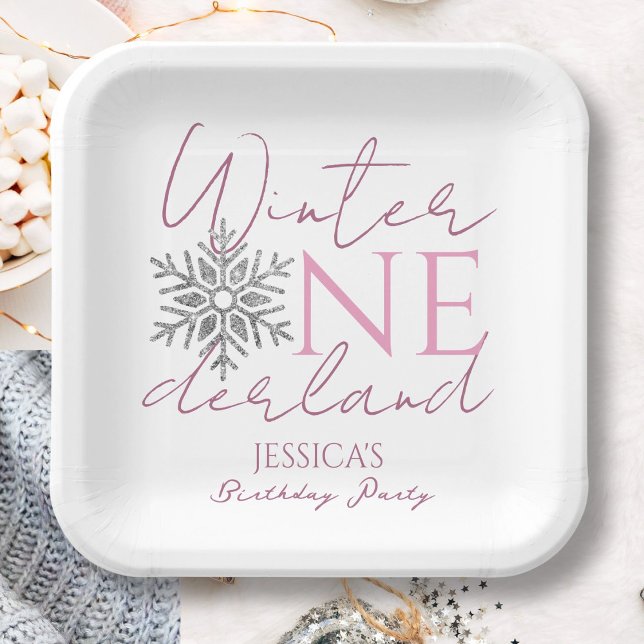 Winter ONEderland Minimalist Girl 1st Birthday Paper Plates (Creator Uploaded)