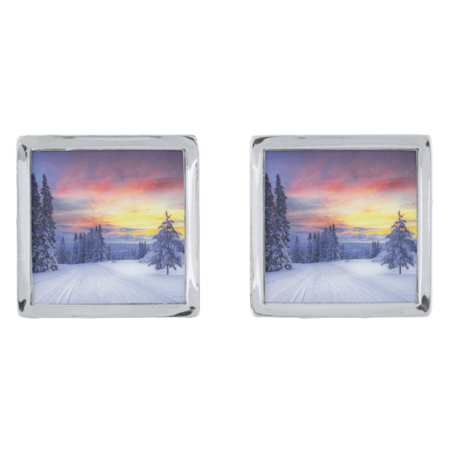 Winter scenery cufflinks (Front)