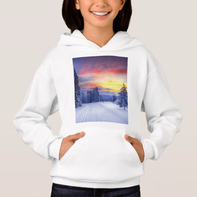 Winter scenery  hoodie (Front)