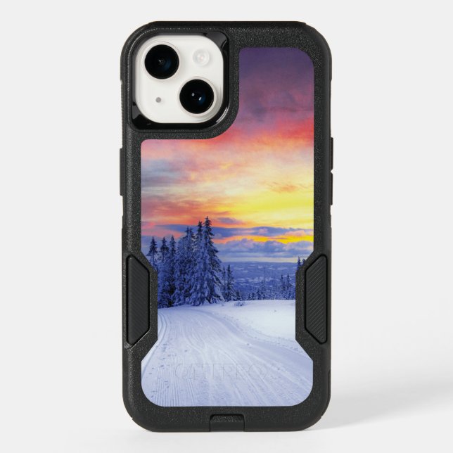 Winter scenery otterbox iPhone case (Back)
