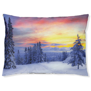 Winter scenery pet bed