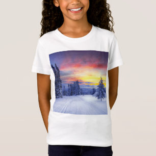 Winter scenery  T-Shirt