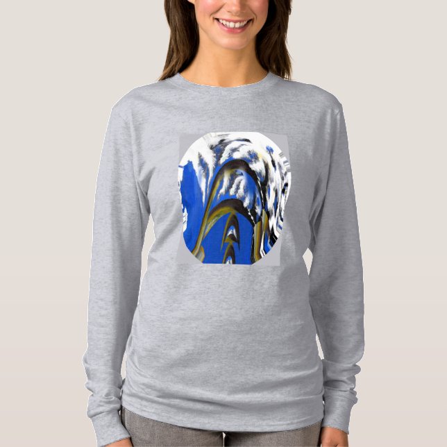 Winter snow and sky trendy T-Shirt (Front)