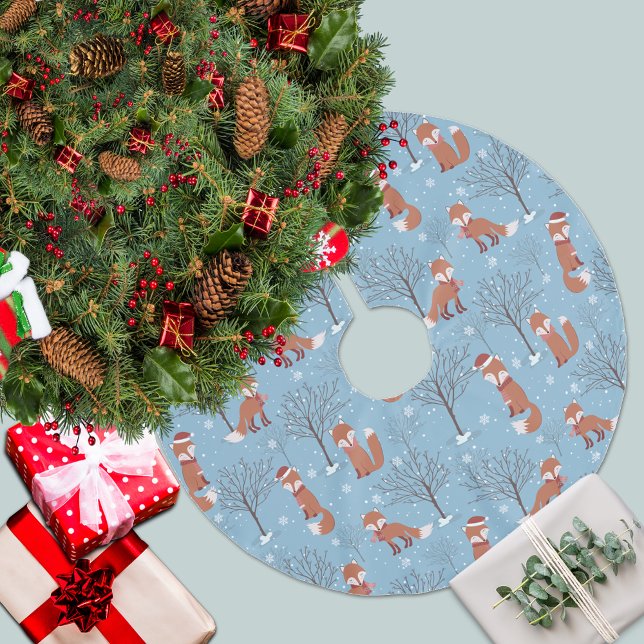 Winter Snow Fox Pattern Brushed Polyester Tree Skirt (Creator Uploaded)