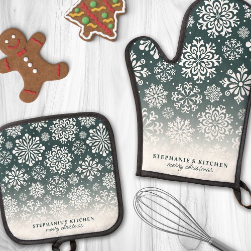 Winter Snowflakes On Dark Green Ombre Christmas Oven Mitt &Amp;Amp; Pot Holder Set