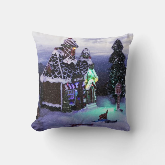 Winter Wonderland Snow Scene 2020 Throw Pillow (Front)